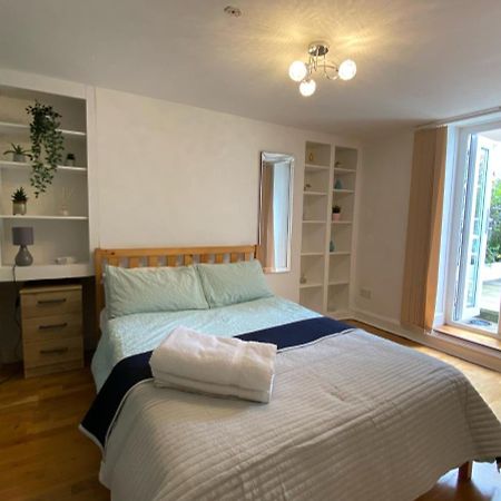 Spacious 2-Bed Flat With Garden, 3 Minutes Walk From Oval Tube Station 런던 외부 사진